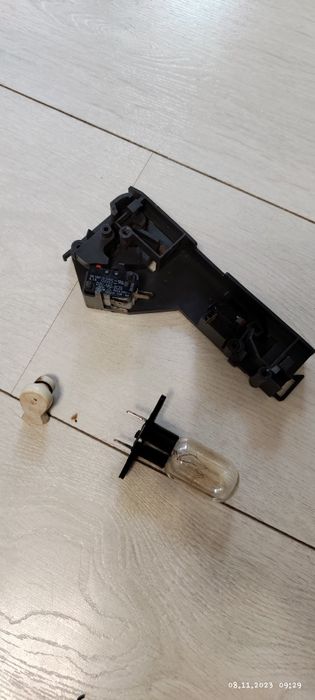 Микроволновка Panasonic NN-GD366M НЕРАБОЧАЯ.