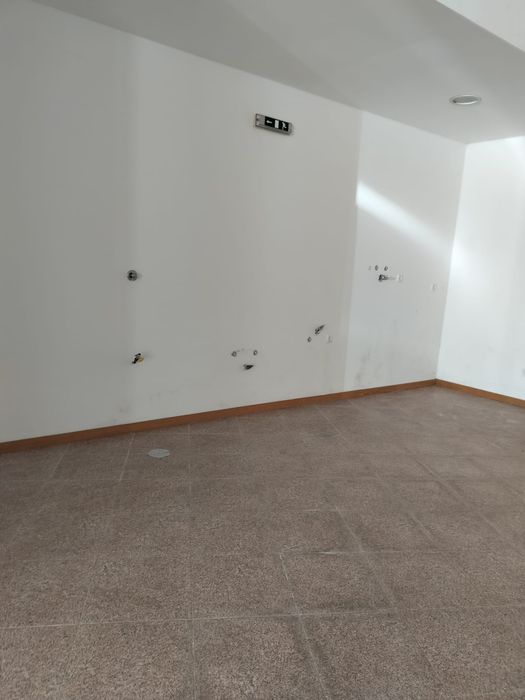 Espaço Comercial no Centro de Murça com Garagem Privativa