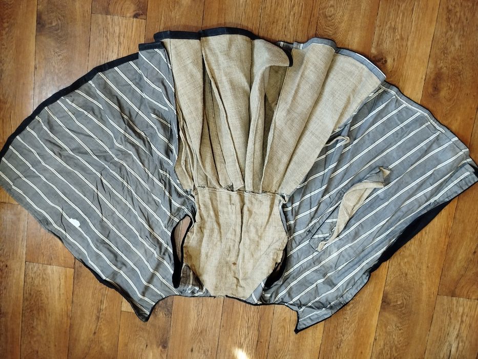 Старовинні корсетки