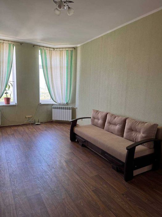 2-комнатная квартира по адресу ул. Радужный м-н (площадь 75 м²) - Atlanta.ua - фото 3