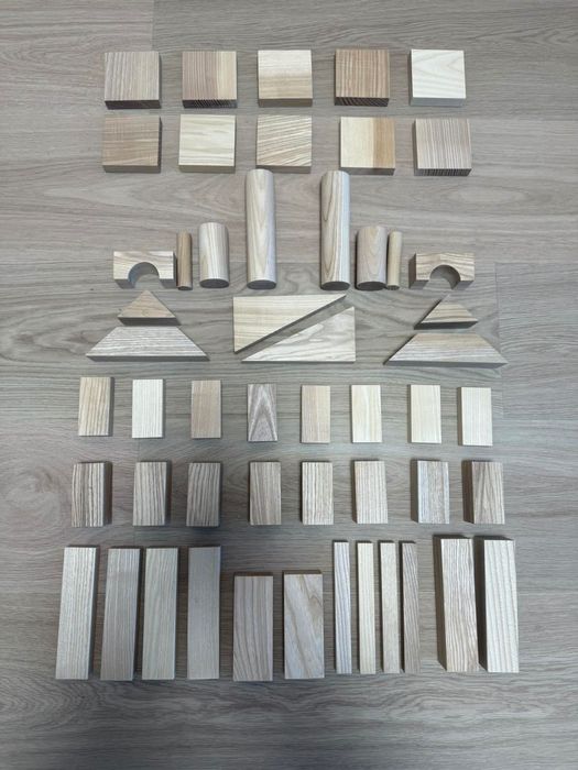 Набір дерев’яних кубиків для дитини