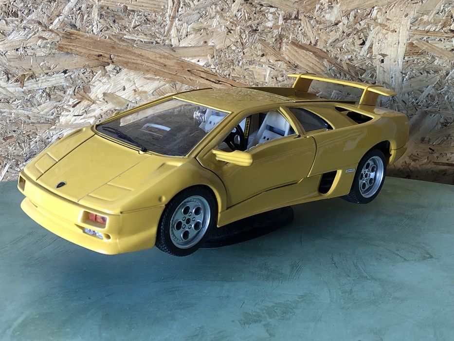 Колекційна модель Lamborghini Diablo  Bburago (Італія), 1:18, гарний стан!