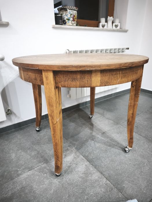 Stylowy stolik ,stary, stylowy