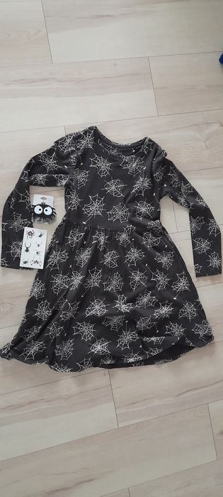 Tu sukienka na Halloween w pajeczyny 10-11, 140-146 długi rękaw gratis
