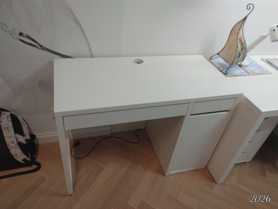Biurko biale Ikea