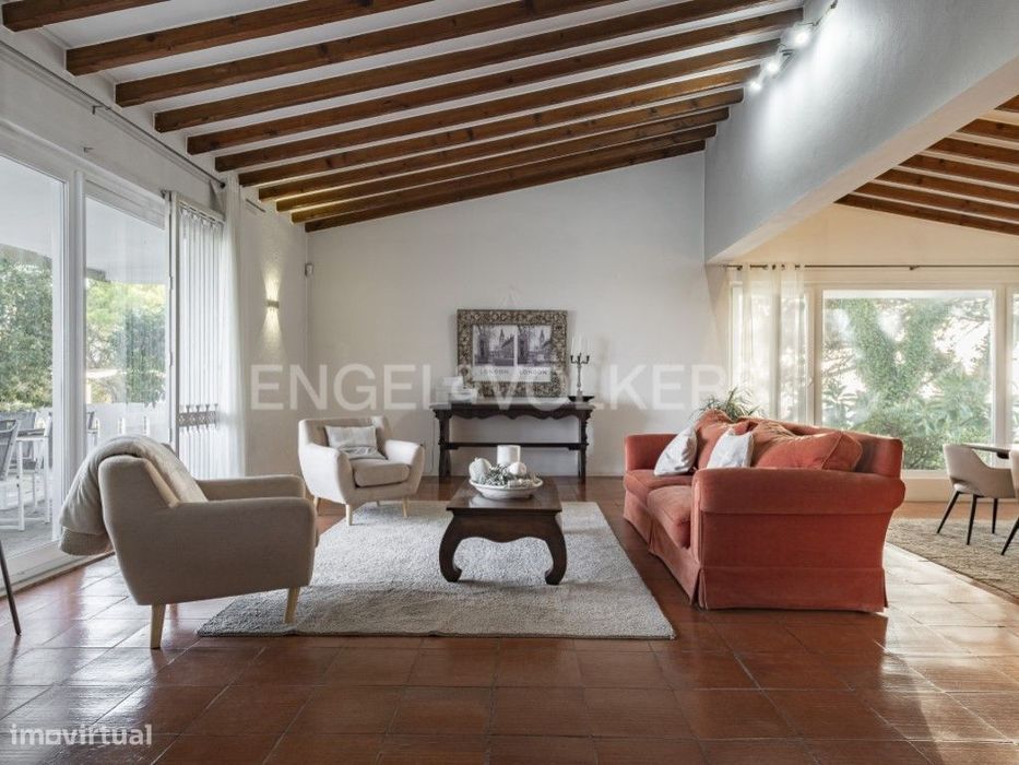 Moradia com Vista Deslumbrante para o Mar na Arrábida