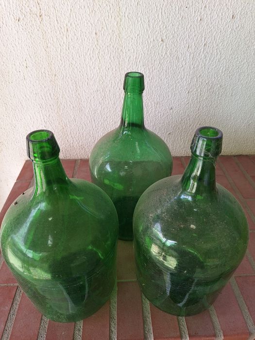 3 Garrafões de 5 litros