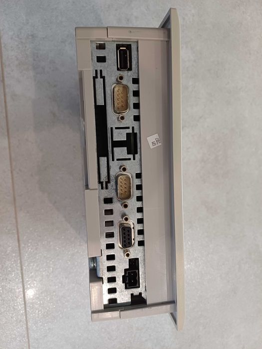 Panel HMI Siemens 6AV6 545-0CA10-0AX0