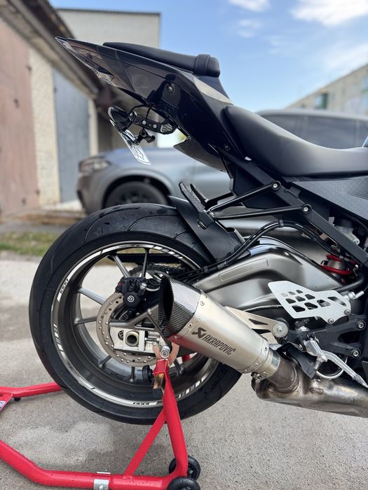 Спортбайк BMW s1000 rr