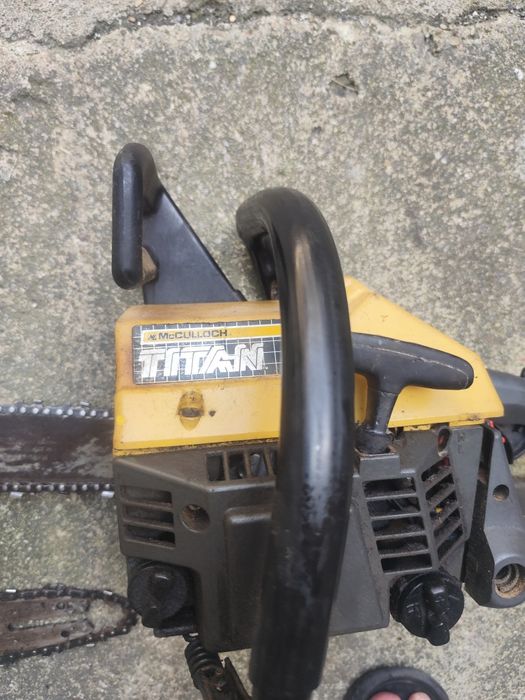 Motosserra McCulloch Titan 40 a trabalhar na perfeição