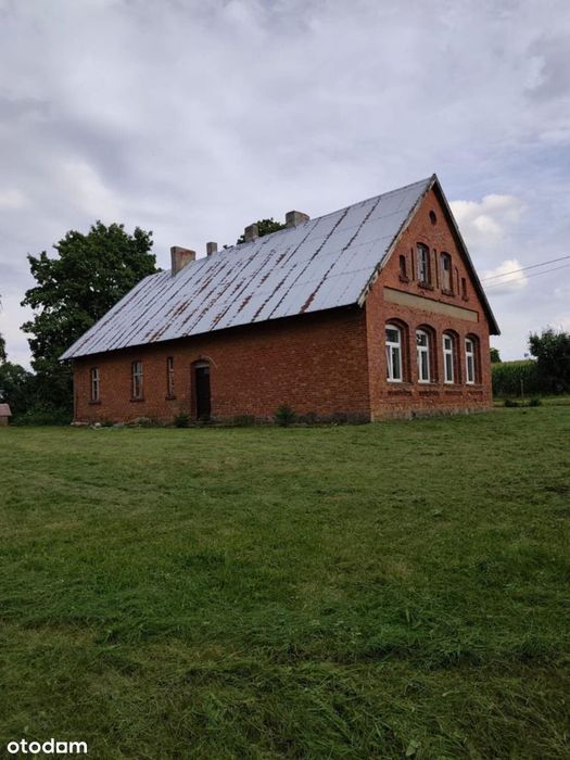 Stara Szkoła w Prusach