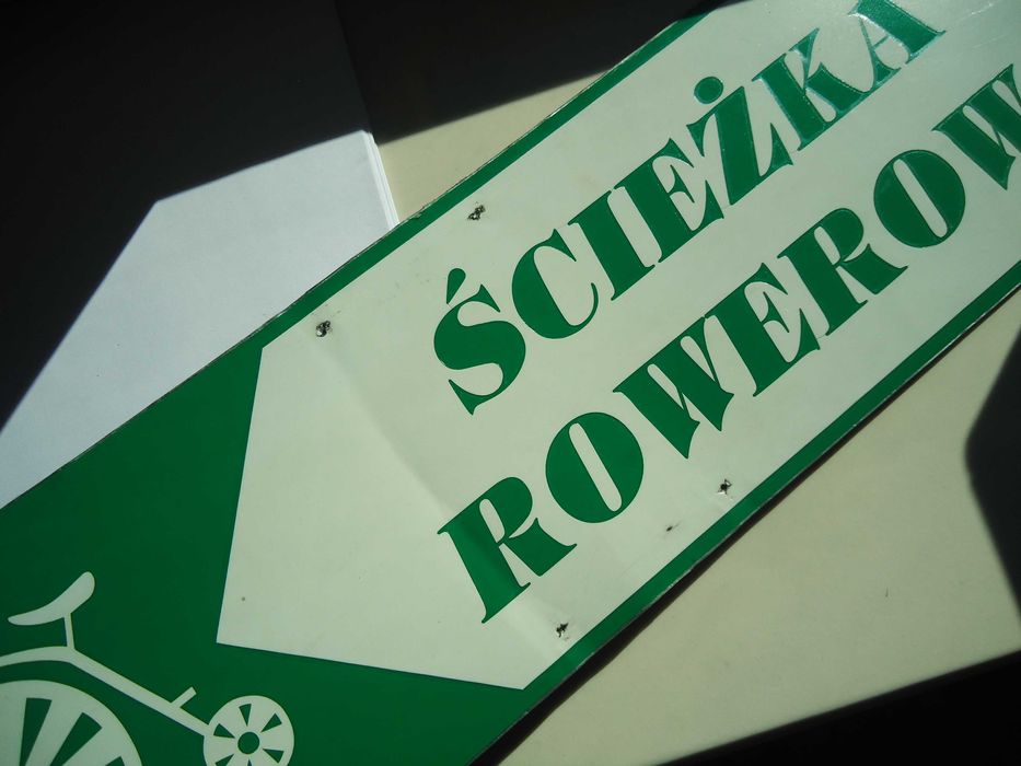 Metalowa tabliczka ścieżka rowerowa