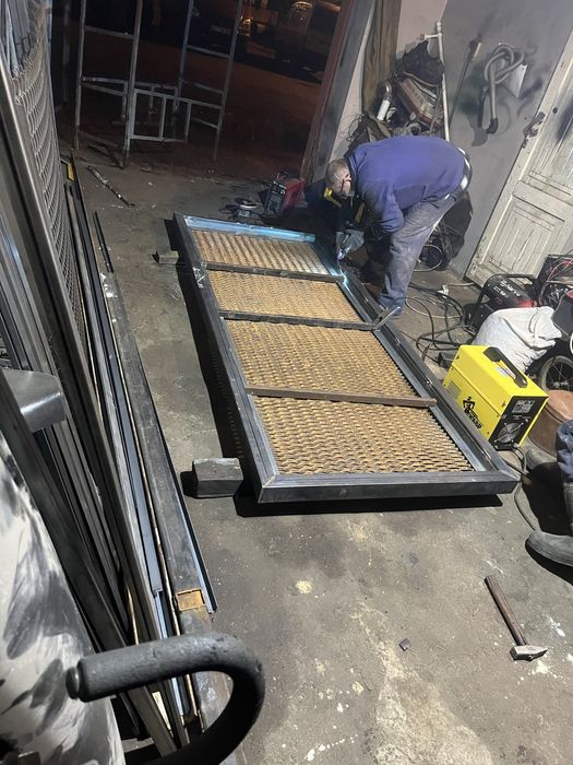 Продам крыльцо, ступеньки , лестницу для входа