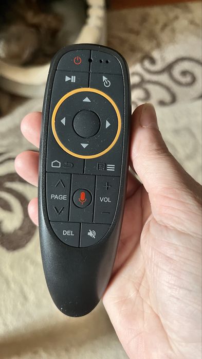 Пульт для телевізора голосовий