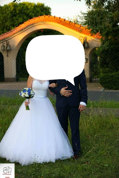 Śliczna suknia ślubna