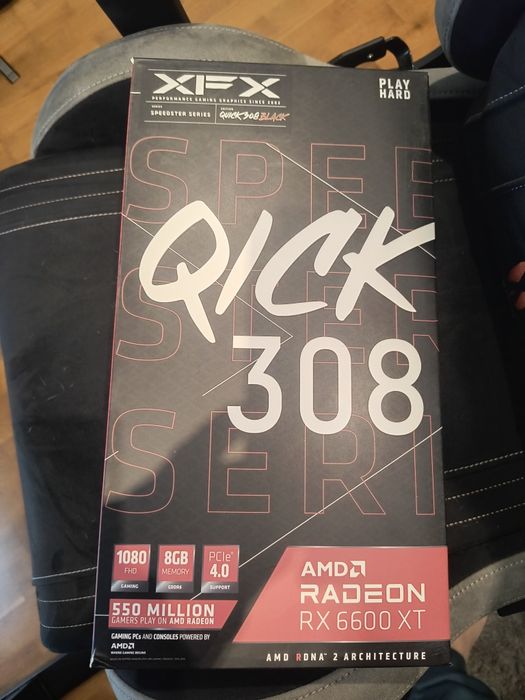 Karta graficzna AMD Radeon RX6600XT