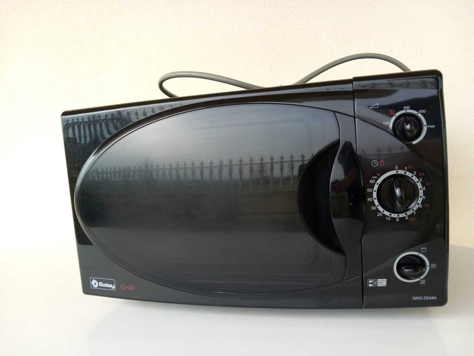Para peças, microondas Balay com Grill