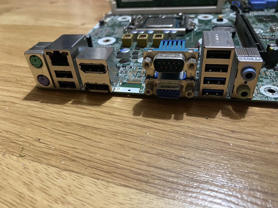 Płyta główna Nuvoton HP LGA1150, RAM 16GB, chlodzenie CPU HP