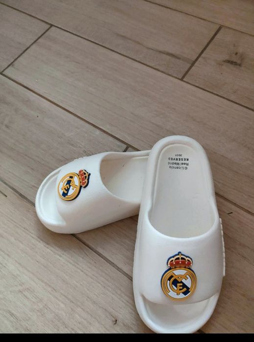 Real Madryt klapki Reserved
