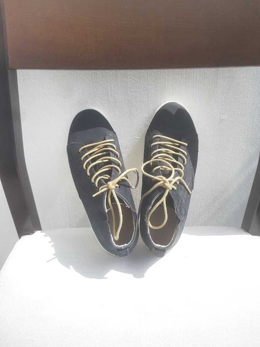 Vagabond  sneakersy damskie  skóra naturalna r.36