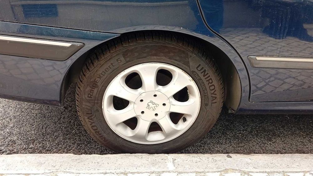 Peugeot 406 1.8 16V pronto a circular — photo 4