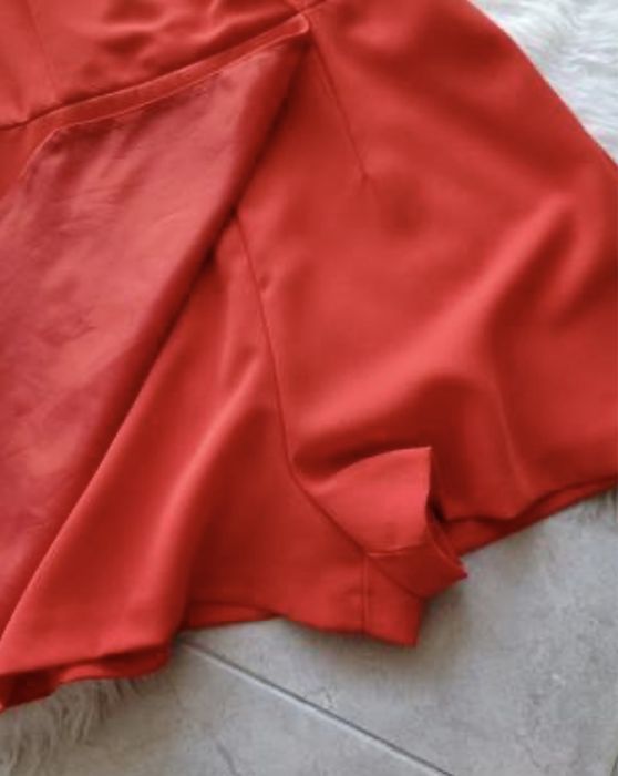 Kombinezon elegancki czerwony garniturowy (XS)