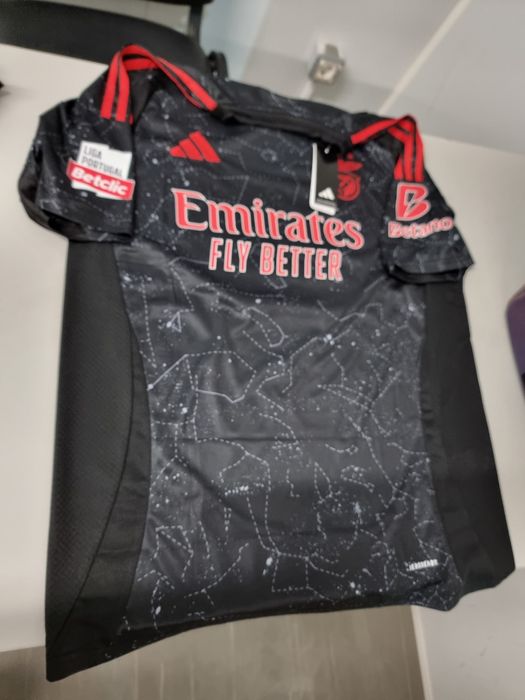 Blusa Benfica 2024/25 (nova) 3XL