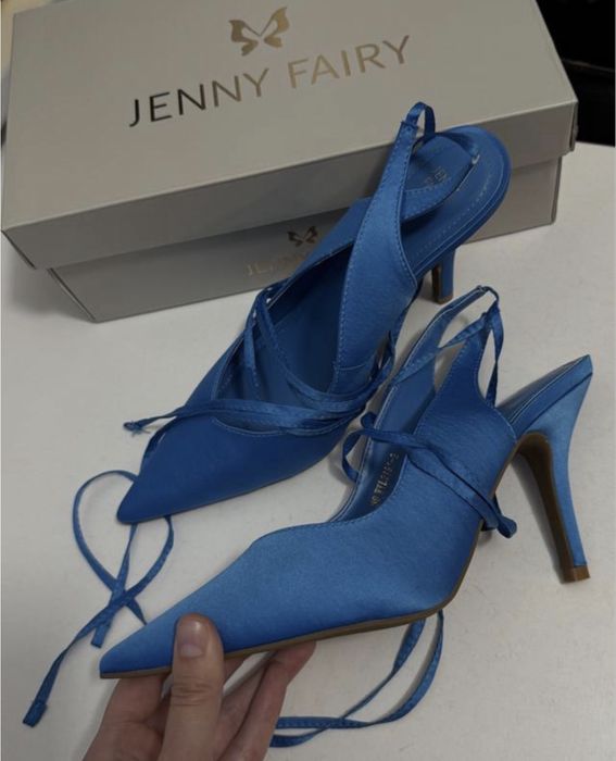 Нові сатинові туфлі на завʼязках jenny fairy