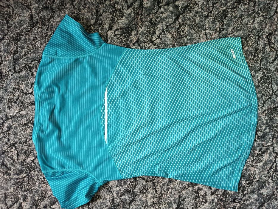 Жіноча футболка,бриджі