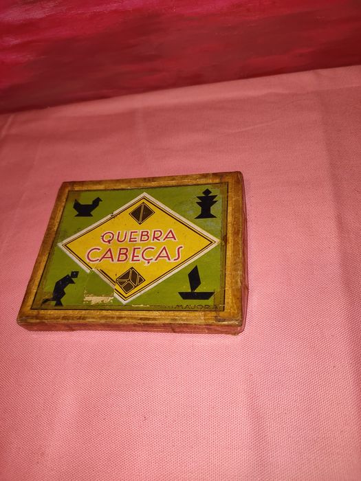 Quebra Cabeças em Madeira Antigo