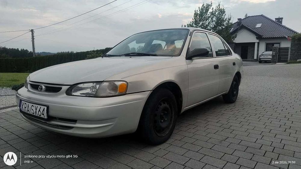 Toyota Corolla 1,8 gaz automat sprawna klima wersja Amerykanska