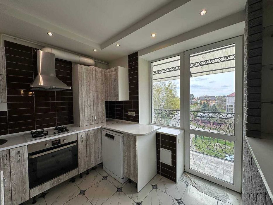 Продаж квартири 58м² з меблями та технікою. Євроремонт. ID:805