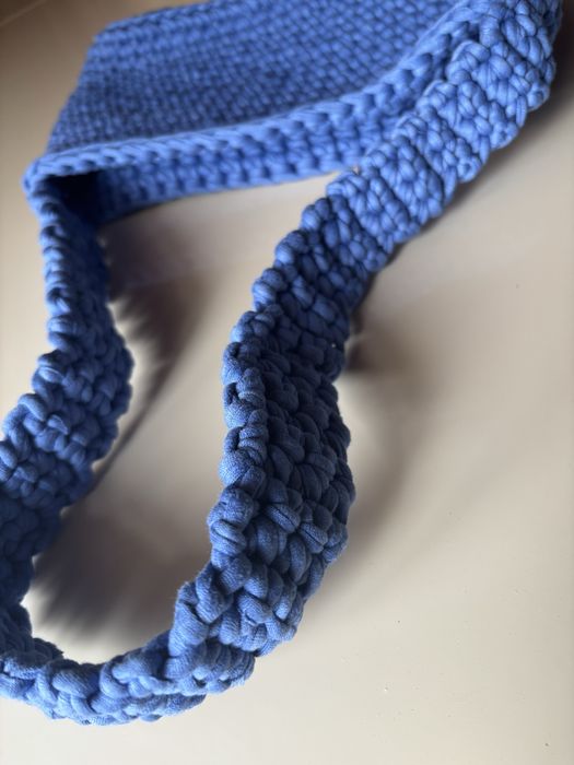 Вʼязана сумка з трикотажної пряжі