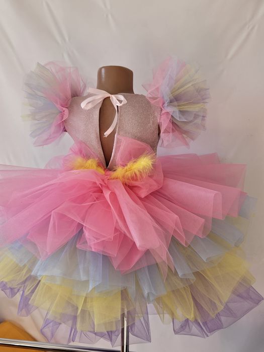 Сукня радуга на свято весни різнокольорова пишна блискуча поні весна