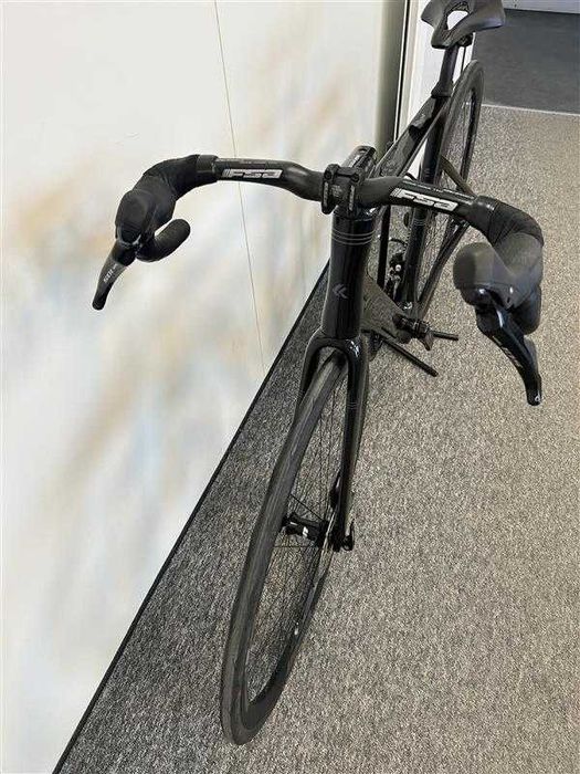 Rower szosowy VENTO 8.0 DSC OUTLET