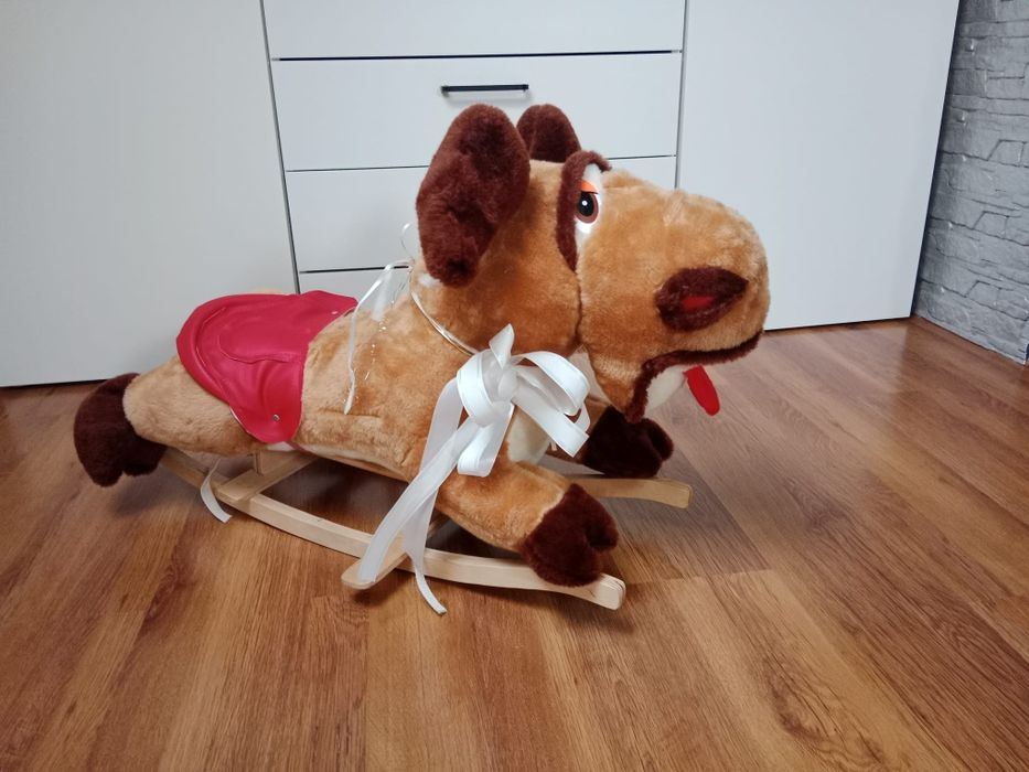 Zabawka łoś los na biegunach