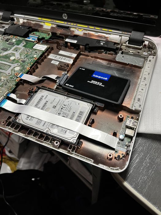 Naprawa telefonów, laptopów ,NAVI,ремонт ноутбуків, комп'ютерів,тел