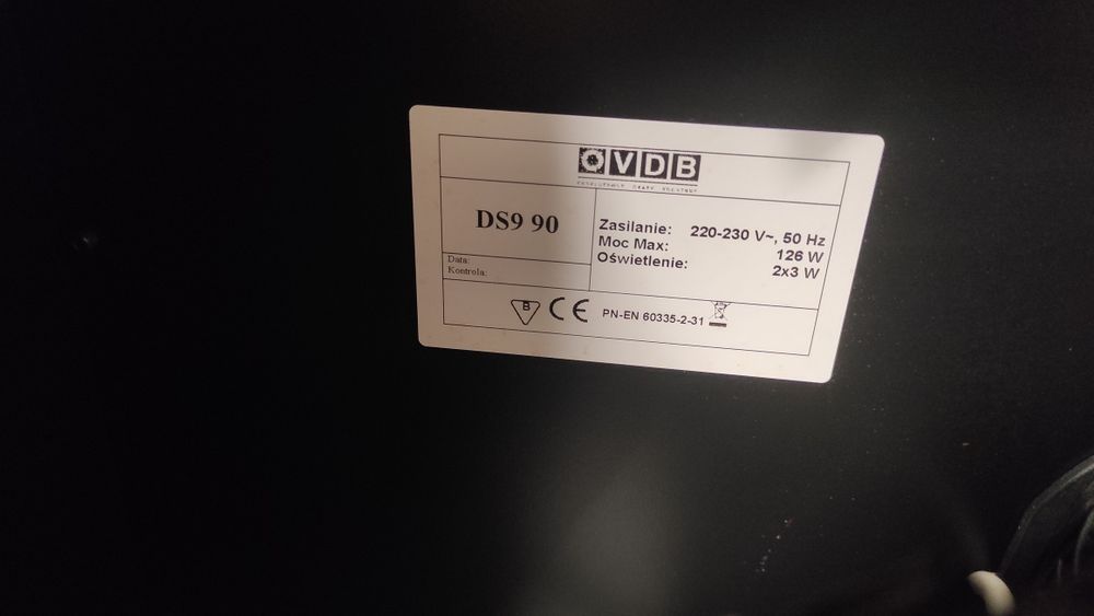 Okap kominowy przyścienny VDB DS9 90 cm czarny | SZKŁO | Sprawny!