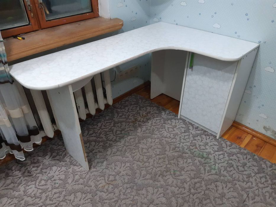 Стіл кутовий, компютерний, для офісу чи навчання 140×90×74см