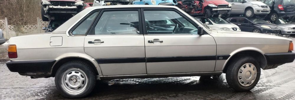 AUDI 80 B2 1,6L 8v SOHC DRZWI PRZÓD TYŁ LEWE PRAWE LAMPA MASKA ZDERZAK PRZÓD TYŁ KLAPA FOTEL CAŁY NA CZĘŚCI