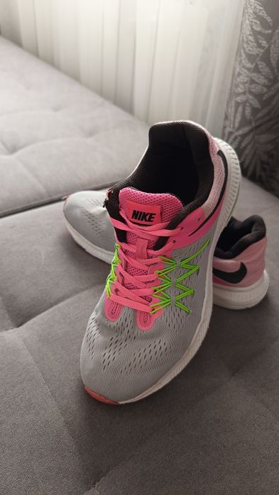 Buty sportowe Nike r. 38.5 (24.5cm)