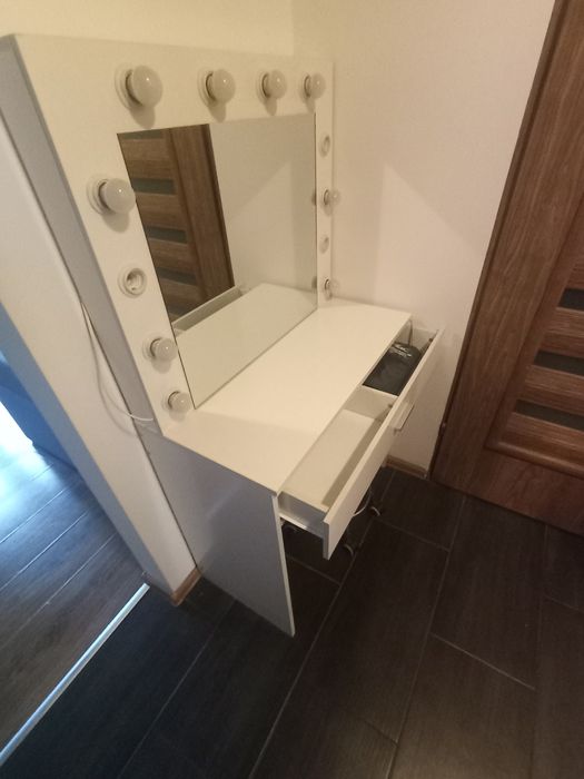 Toaletka kosmetyczna