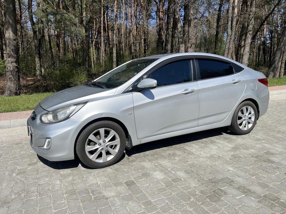 Hyundai accent 2012 р