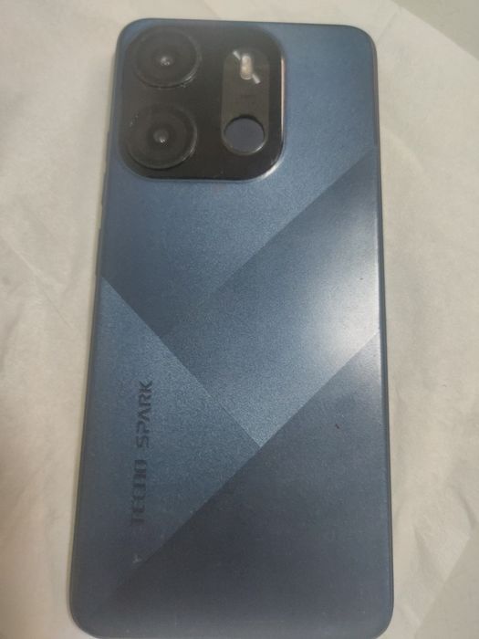 Смартфон Tecno Spark 4/64