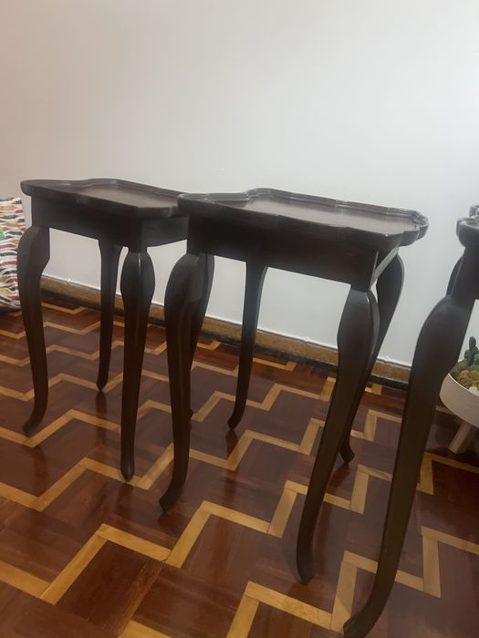 Conjunto de 3 Mesas de Apoio/Ninho em Madeira – Estilo Clássico
