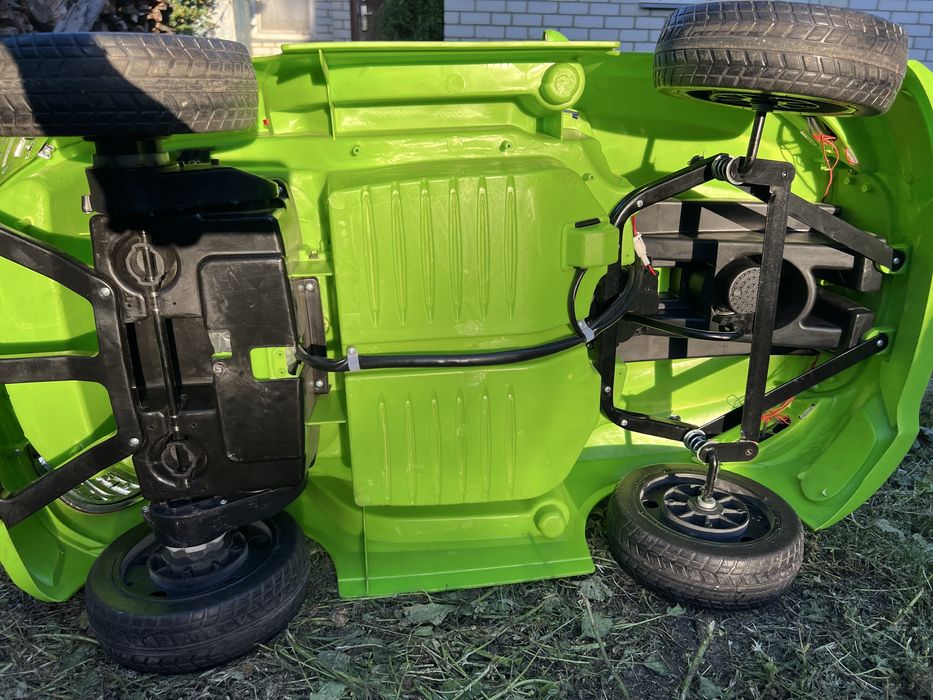 Детский  электромобиль BMW XMX 835.