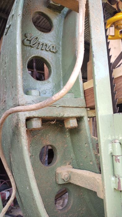 SERRA DE FITA INDUSTRIAL /ELMA GERMANY, Bolantes de 80cm 2.40MT ALTURA