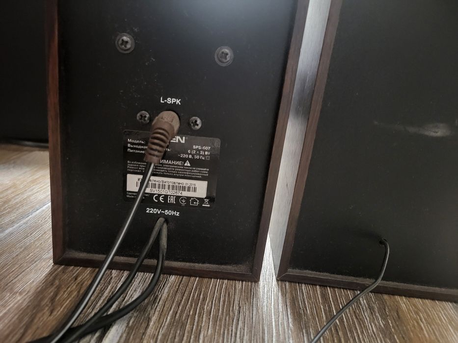 Акустична стистема Sven SPS-607
Все працює,гарний