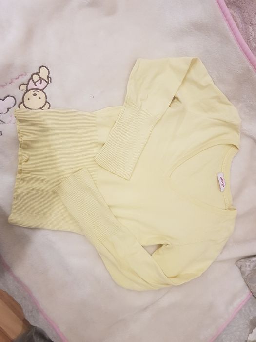 Sweterek jasno- zolty Orsay r.S