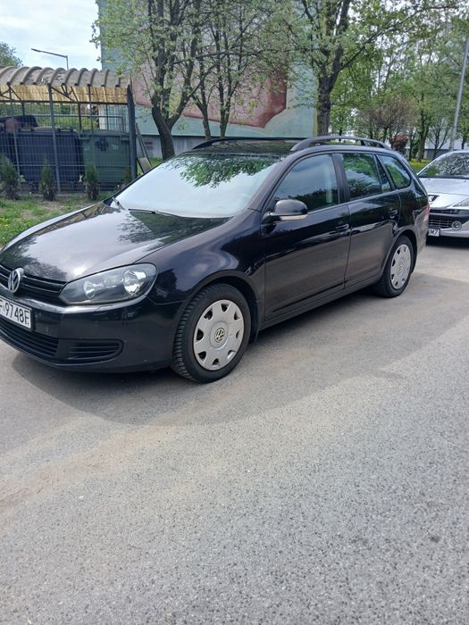 Sprzedam vw golf VI Variant 1,6 tdi 2011r